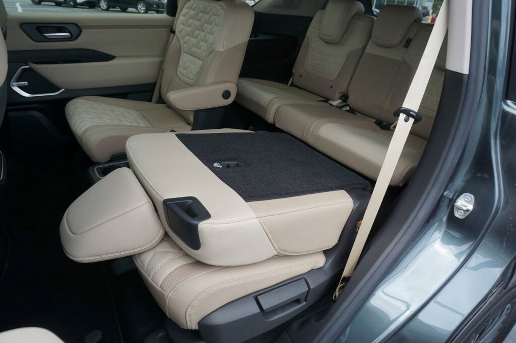 New 2026 Nissan Armada Platinum image 33
