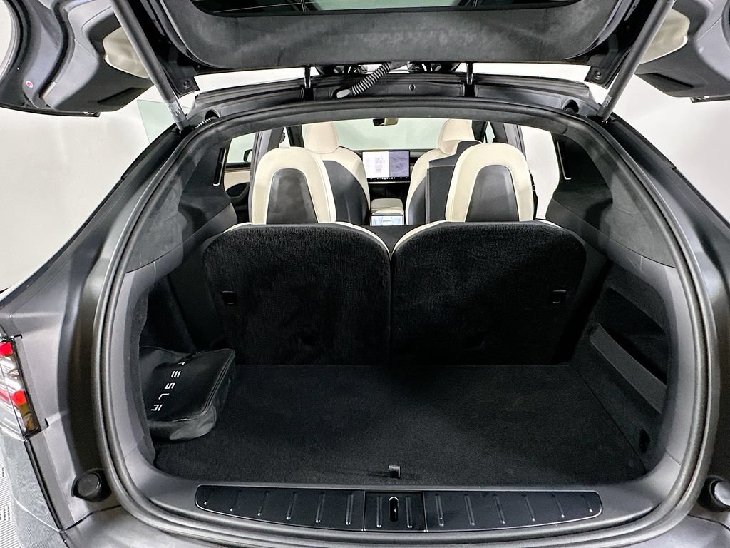 Used 2024 Tesla Model X AWD/4WD image 26