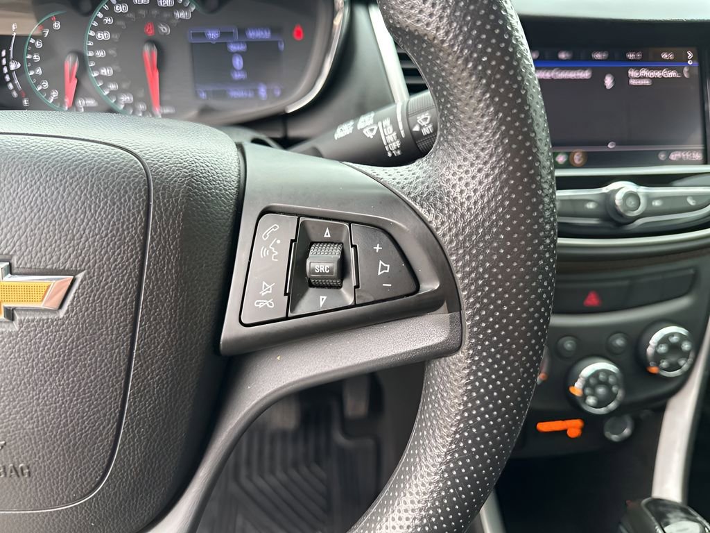 Certified 2020 Chevrolet Trax LS w/ Tint and Cruise Package image 30
