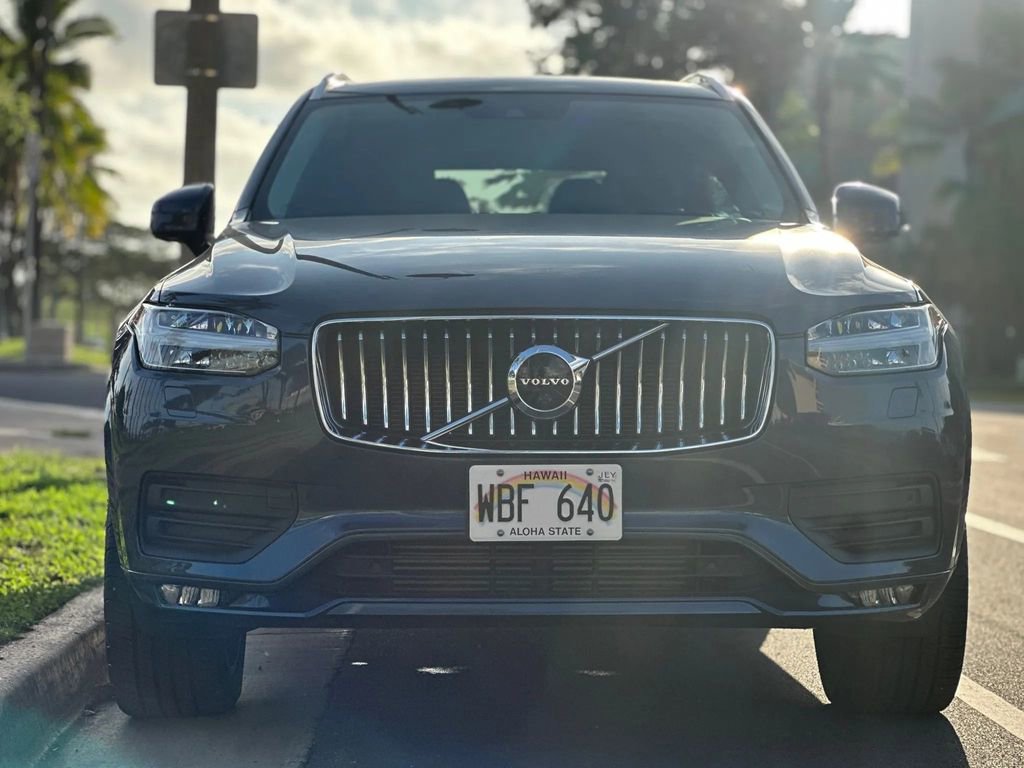 Used 2020 Volvo XC90 T5 Momentum w/ Protection Package Premier image 7