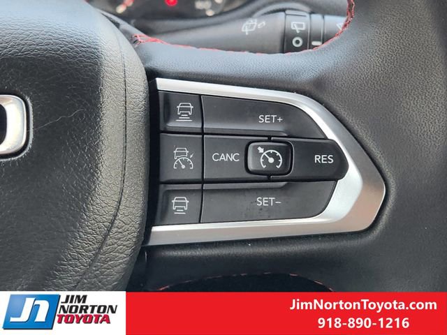 Used 2025 Jeep Compass Trailhawk image 29