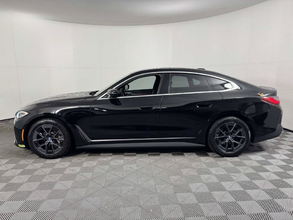 Used 2024 BMW i4 eDrive35 w/ Premium Package RWD image 11