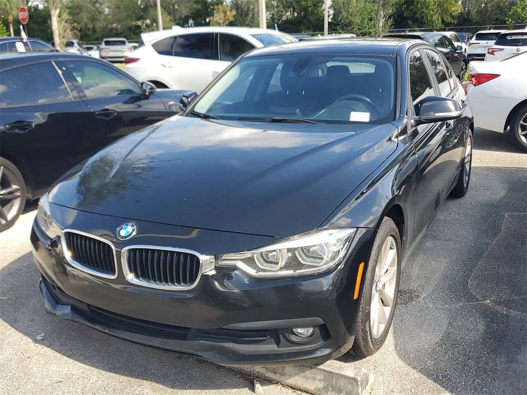 Used 2018 BMW 320i Sedan image 3