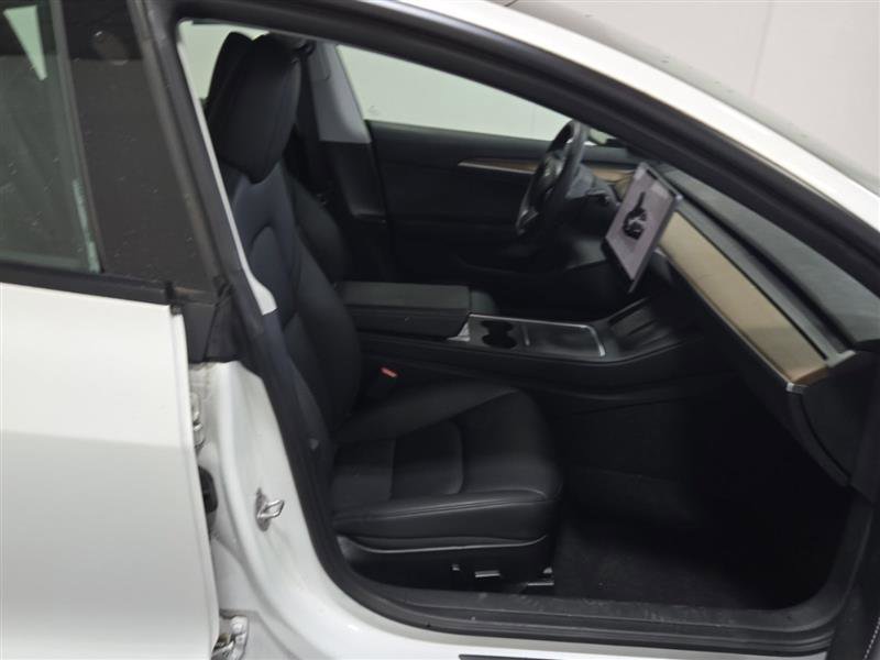 Used 2023 Tesla Model 3 Standard Range image 6