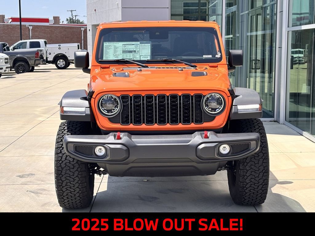 New 2025 Jeep Wrangler Unlimited Rubicon w/ XTREMEE 35" Tire Package image 6