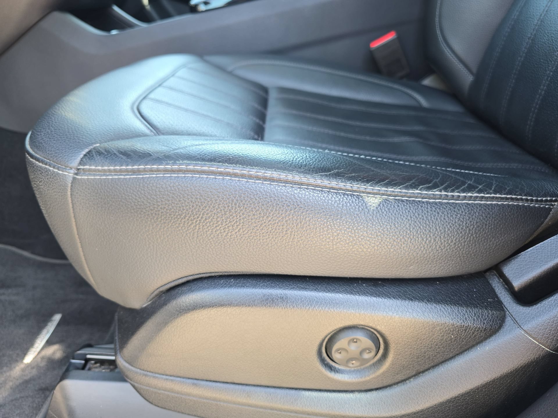 Used 2017 Mercedes-Benz GLE 350 4MATIC image 28