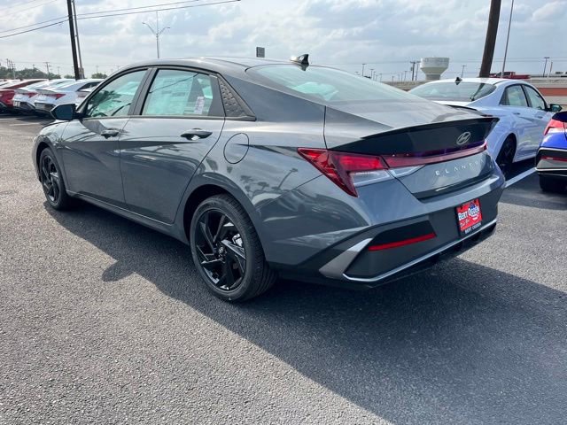 New 2026 Hyundai Elantra Sport FWD image 5