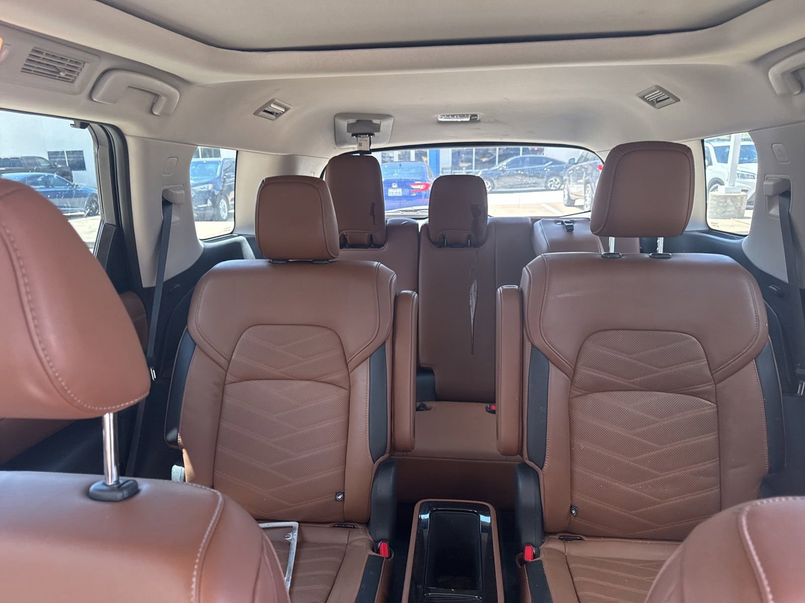 Used 2023 Nissan Pathfinder Platinum FWD image 11