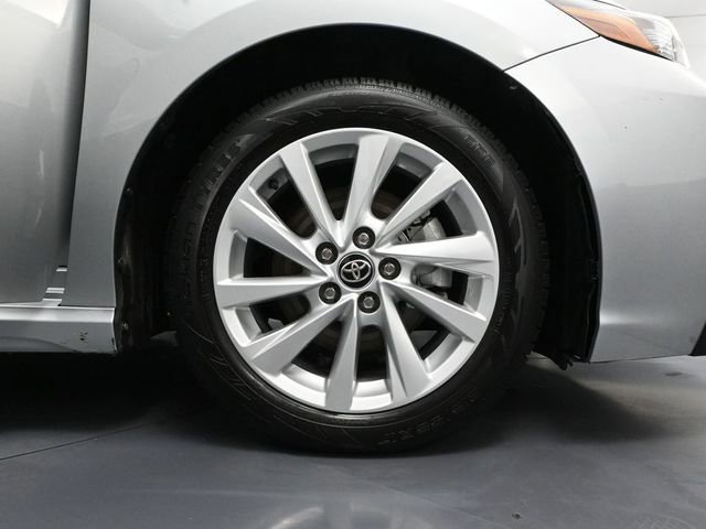 Used 2024 Toyota Camry SE image 14