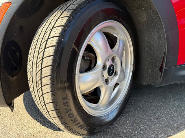 Used 2010 MINI Cooper Hardtop FWD image 7