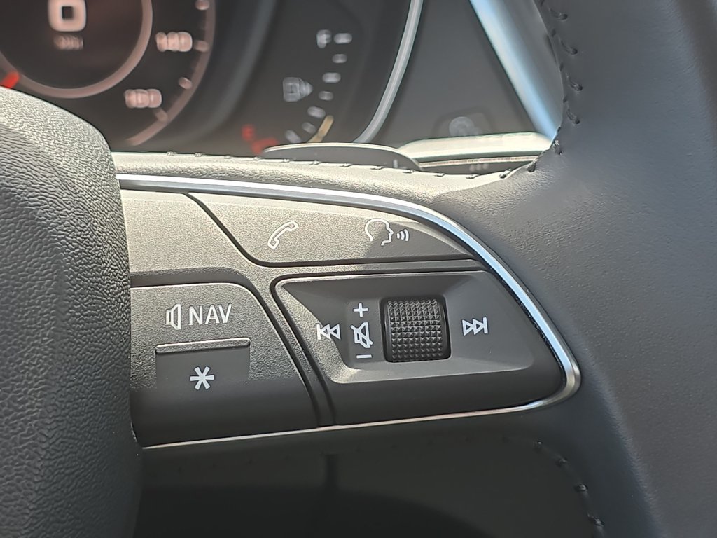 Used 2019 Audi Q5 2.0T w/ Premium Plus Package AWD/4WD image 14