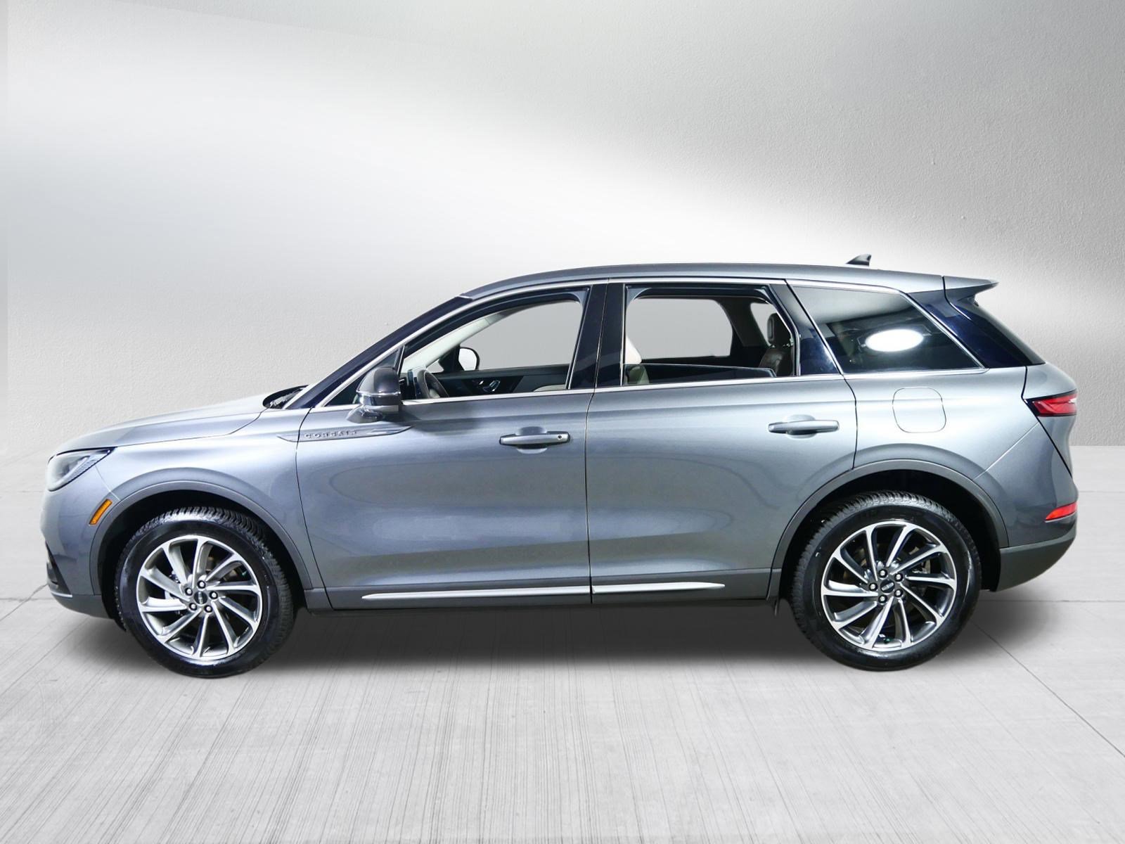 Used 2024 Lincoln Corsair Premiere w/ Equipment Group 101A image 4