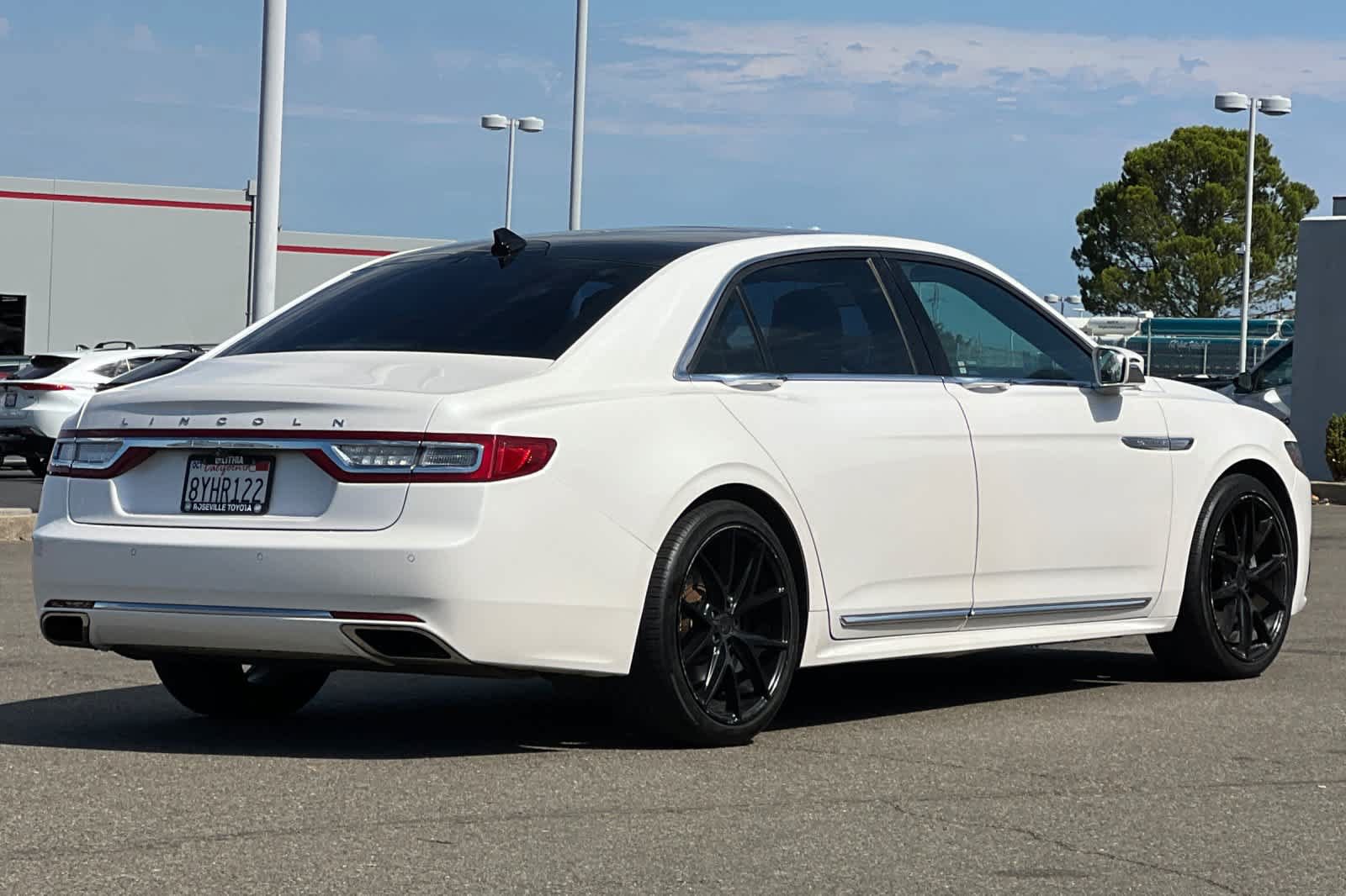 Used 2018 Lincoln Continental Reserve w/ Continental Climate Package AWD/4WD video 2