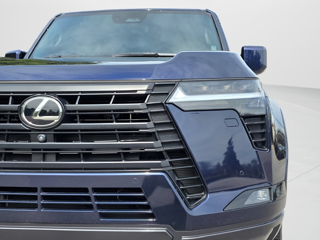 Used 2024 Lexus GX 550 w/ Accessory Package (31) AWD/4WD image 23