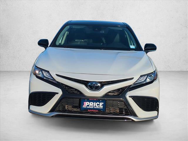 Used 2023 Toyota Camry XSE FWD image 2