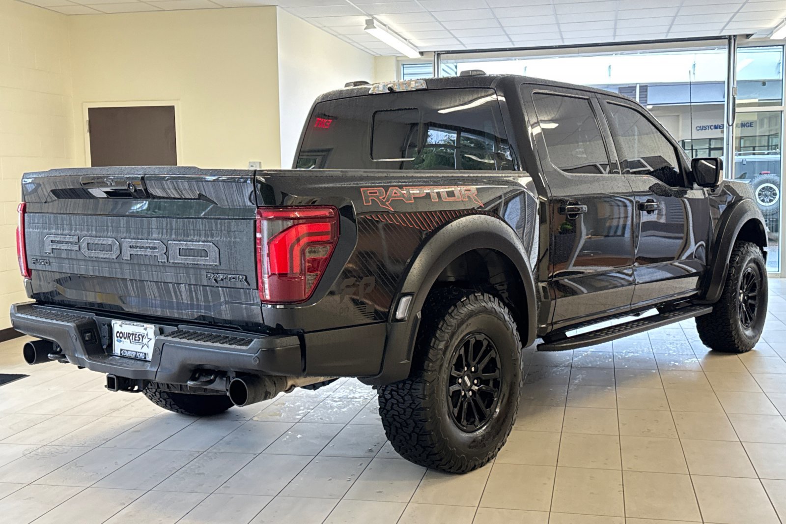 Used 2024 Ford F150 Raptor image 4