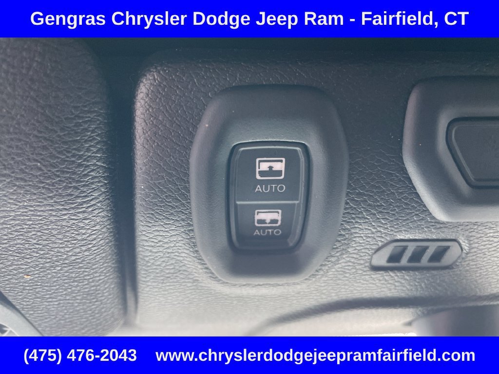 Certified 2023 Jeep Wrangler Unlimited w/ Sun & Screen Package AWD/4WD image 56