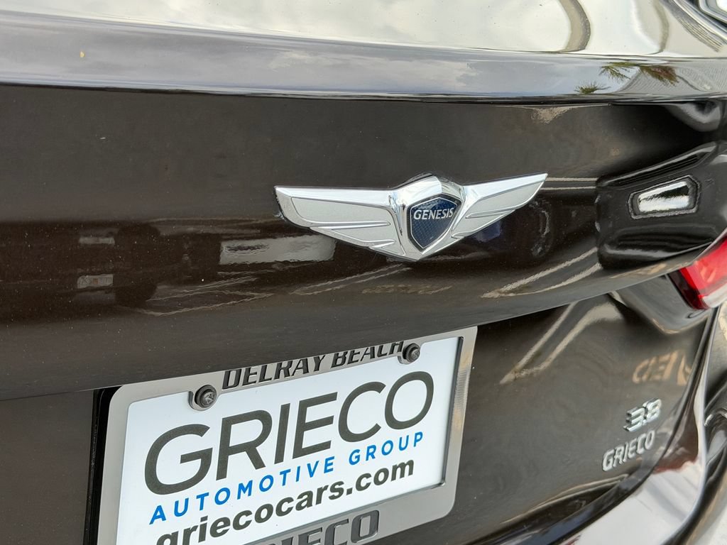 Used 2018 Genesis G80 3.8 RWD image 15