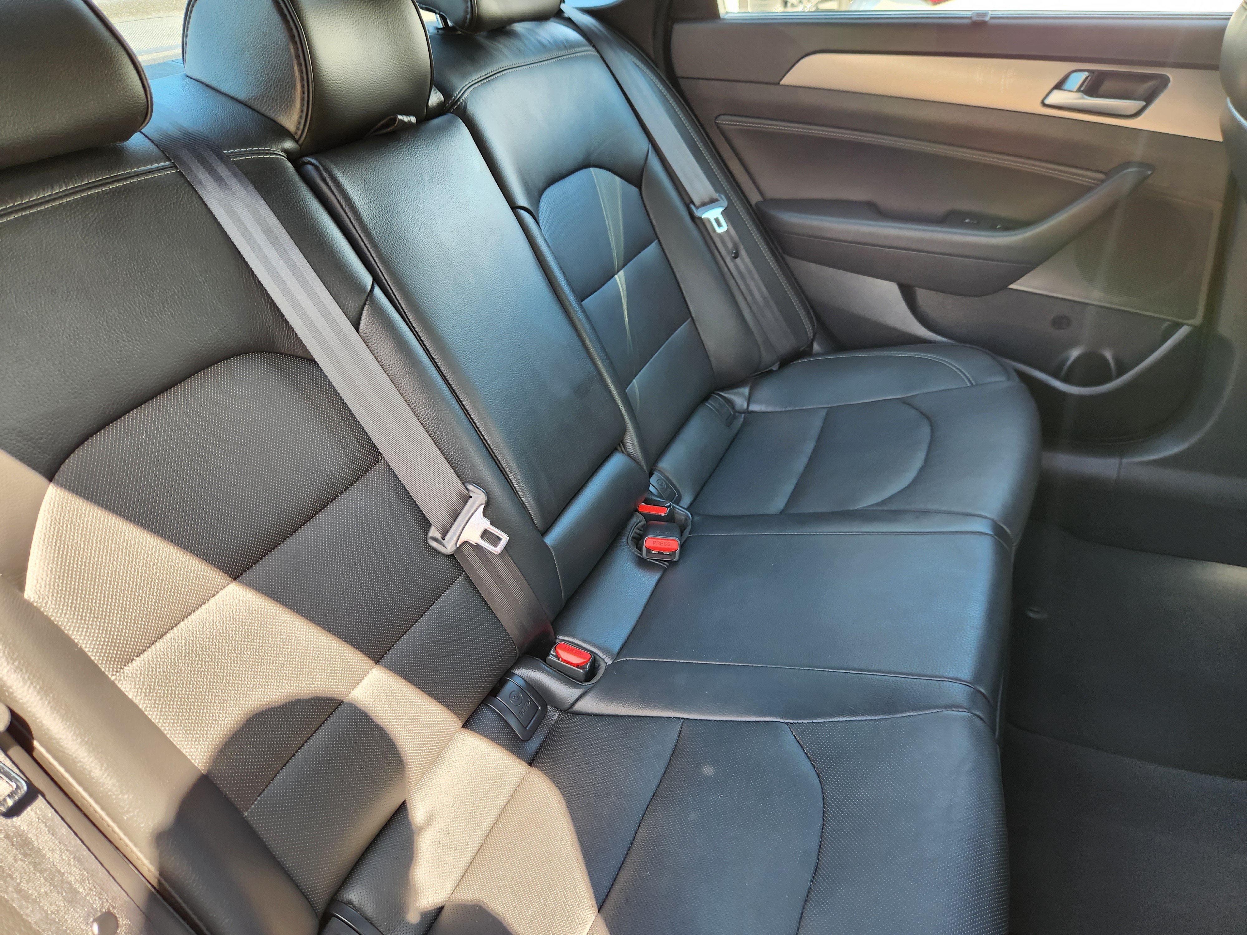 Used 2017 Hyundai Sonata Limited 2.0T FWD image 16