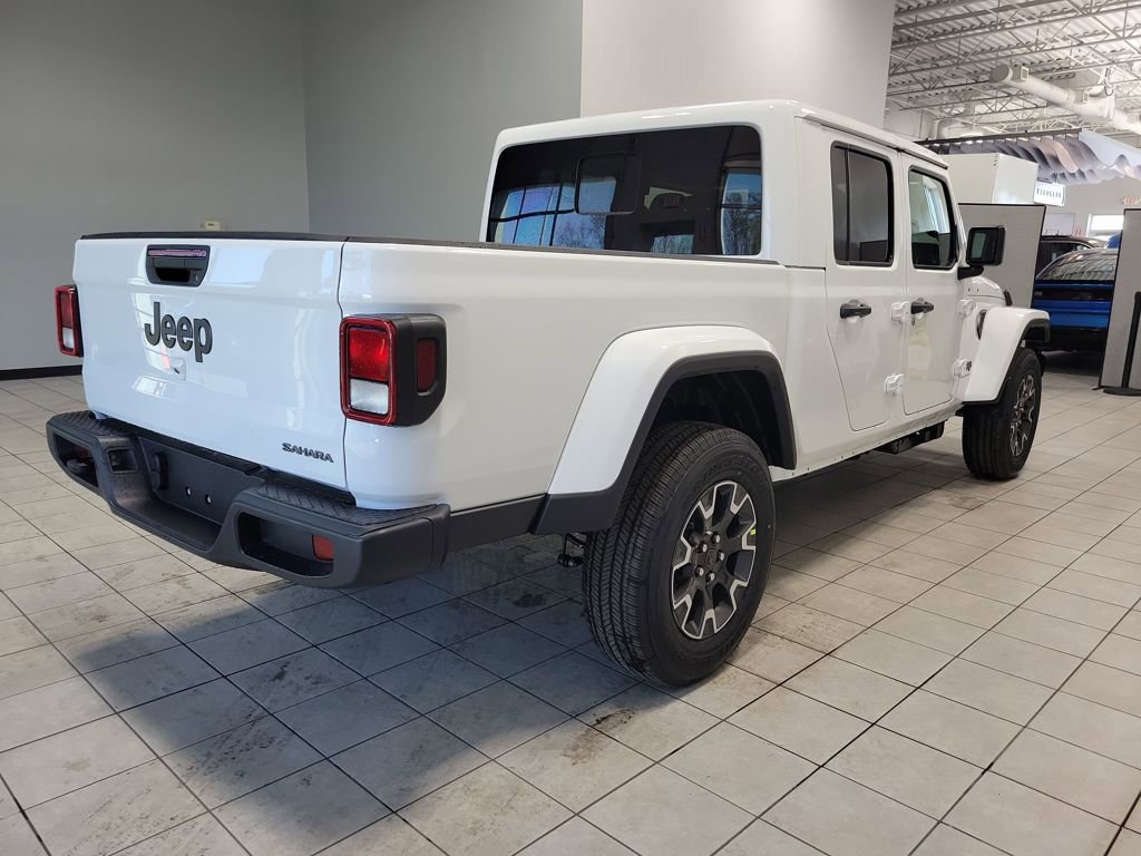 New 2026 Jeep Gladiator Sahara image 7