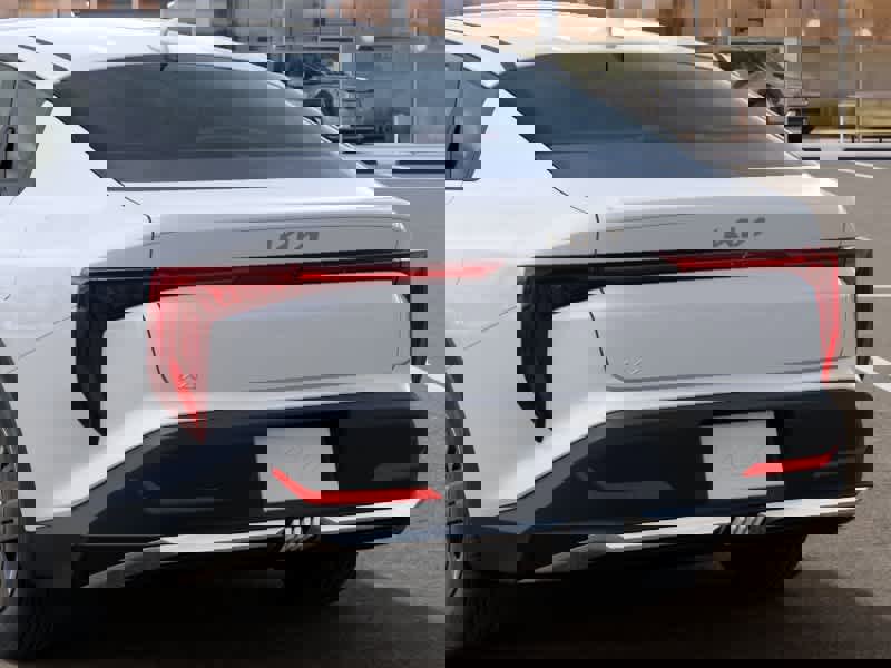New 2026 Kia K4 LX image 13