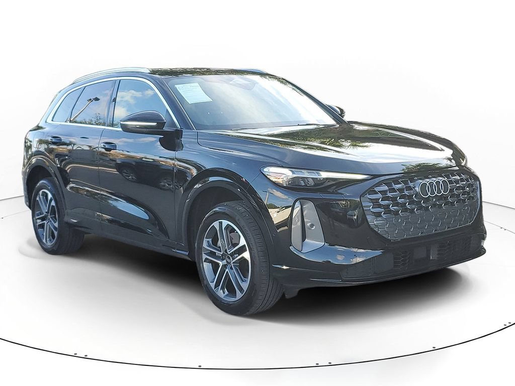 Certified 2025 Audi Q5 Premium Plus w/ Premium Plus