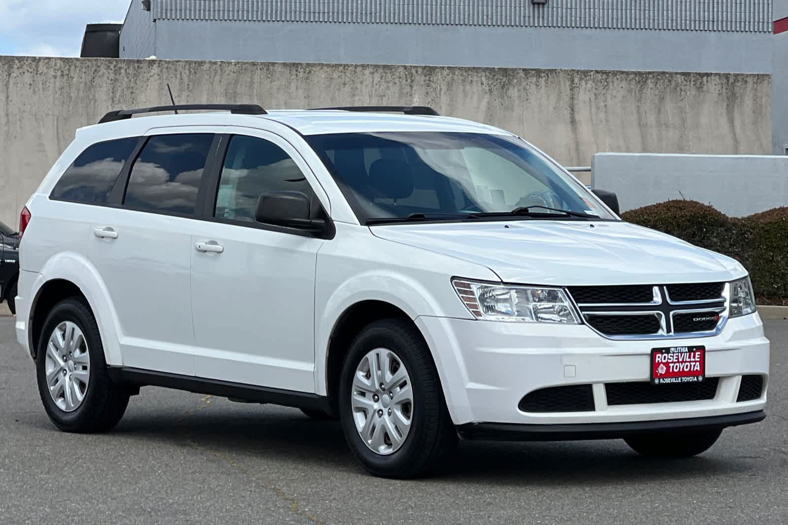 Used 2018 Dodge Journey SE w/ Connectivity Group FWD image 5