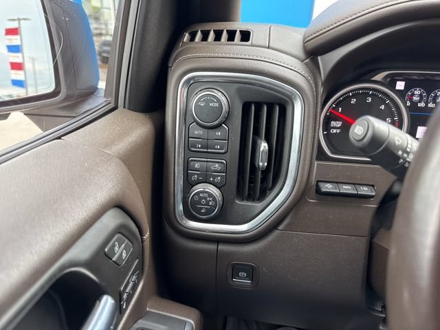 Used 2021 Chevrolet Silverado 1500 LTZ w/ LTZ Premium Package AWD/4WD image 26