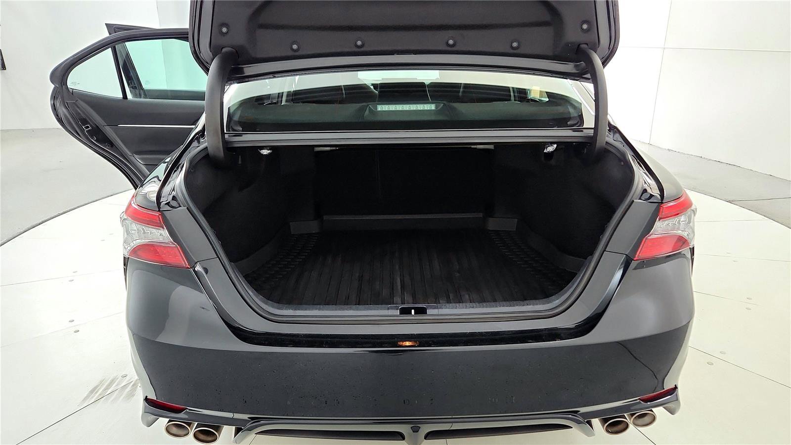 Certified 2023 Toyota Camry XSE w/ Cold Weather Package AWD/4WD image 20