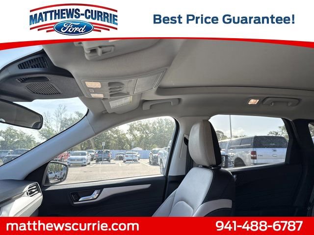 Certified 2022 Ford Escape SEL FWD image 11