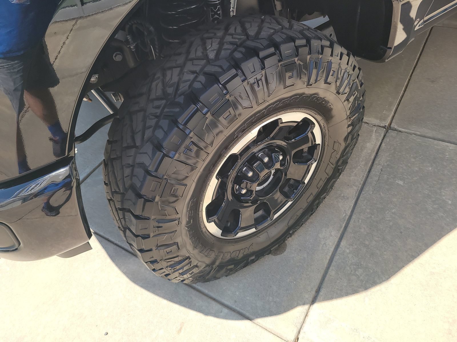 Used 2026 Ford F250 Platinum w/ Tremor Off-Road Package AWD/4WD image 9