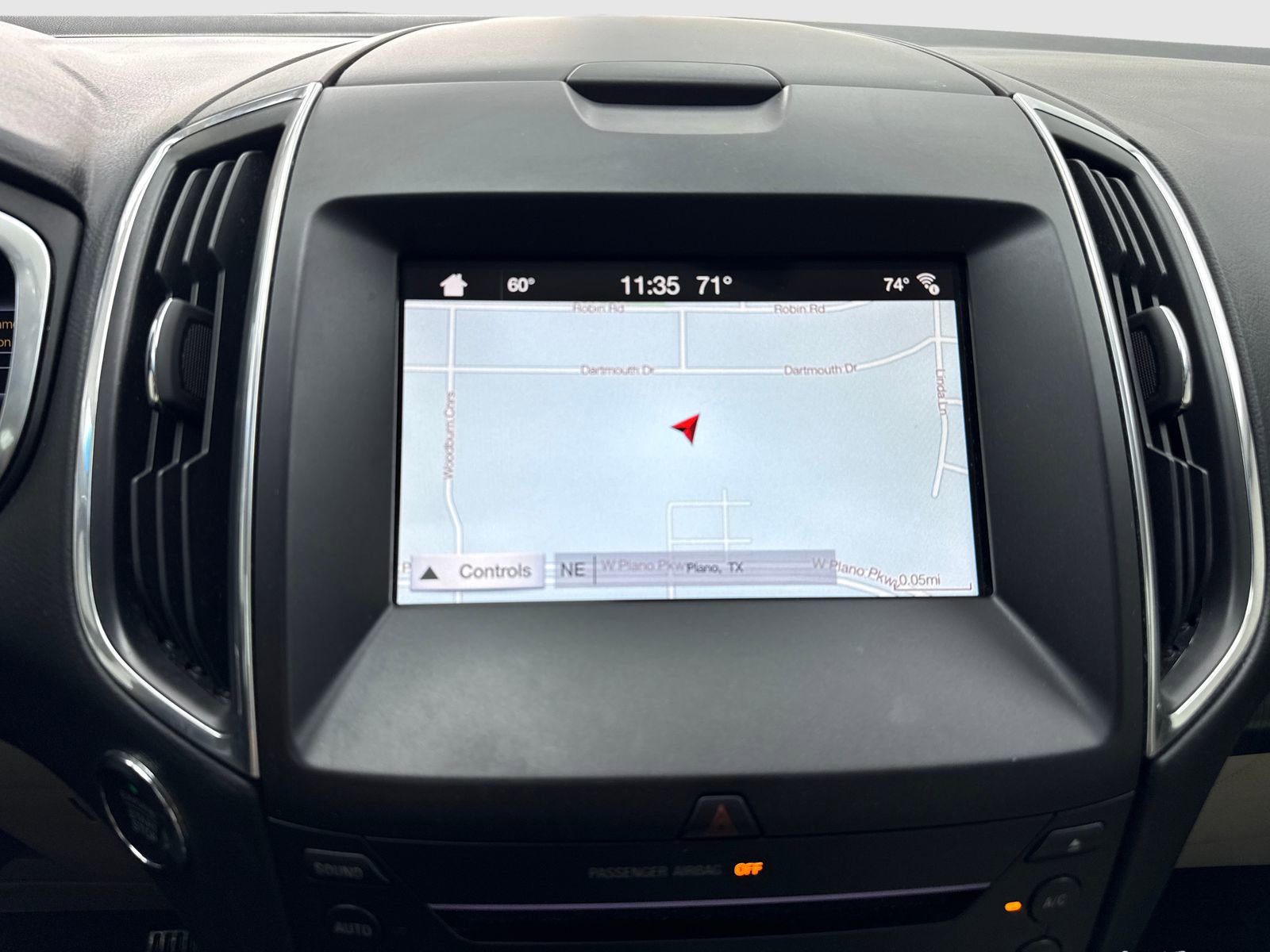Used 2017 Ford Edge Titanium w/ Equipment Group 301A FWD image 25