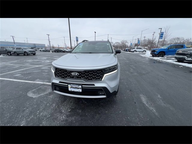 Used 2021 Kia Sorento SX Prestige image 3