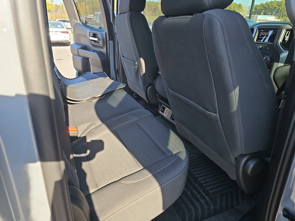 Used 2025 Chevrolet Silverado 1500 Custom w/ Turbomax Blackout Package image 14
