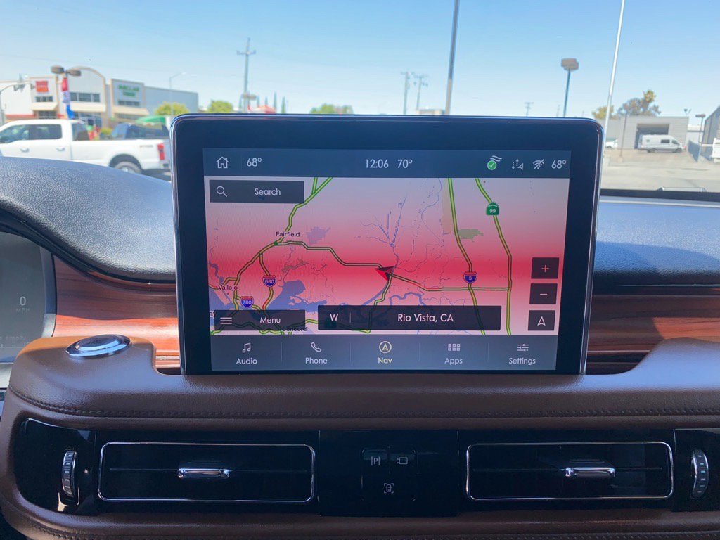 Used 2022 Lincoln Aviator Reserve w/ Equipment Group 201A image 24