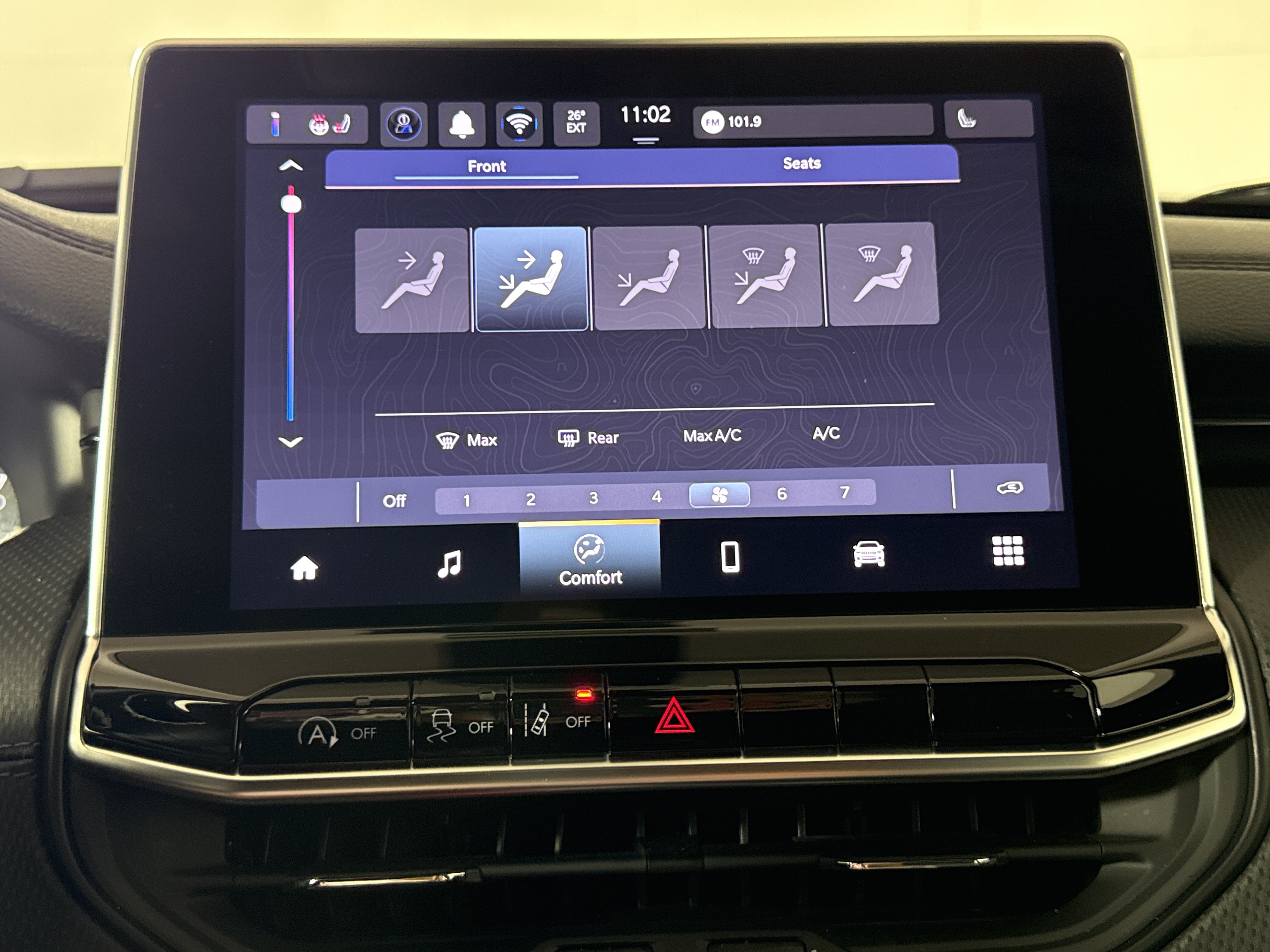 New 2026 Jeep Compass Latitude AWD/4WD image 22