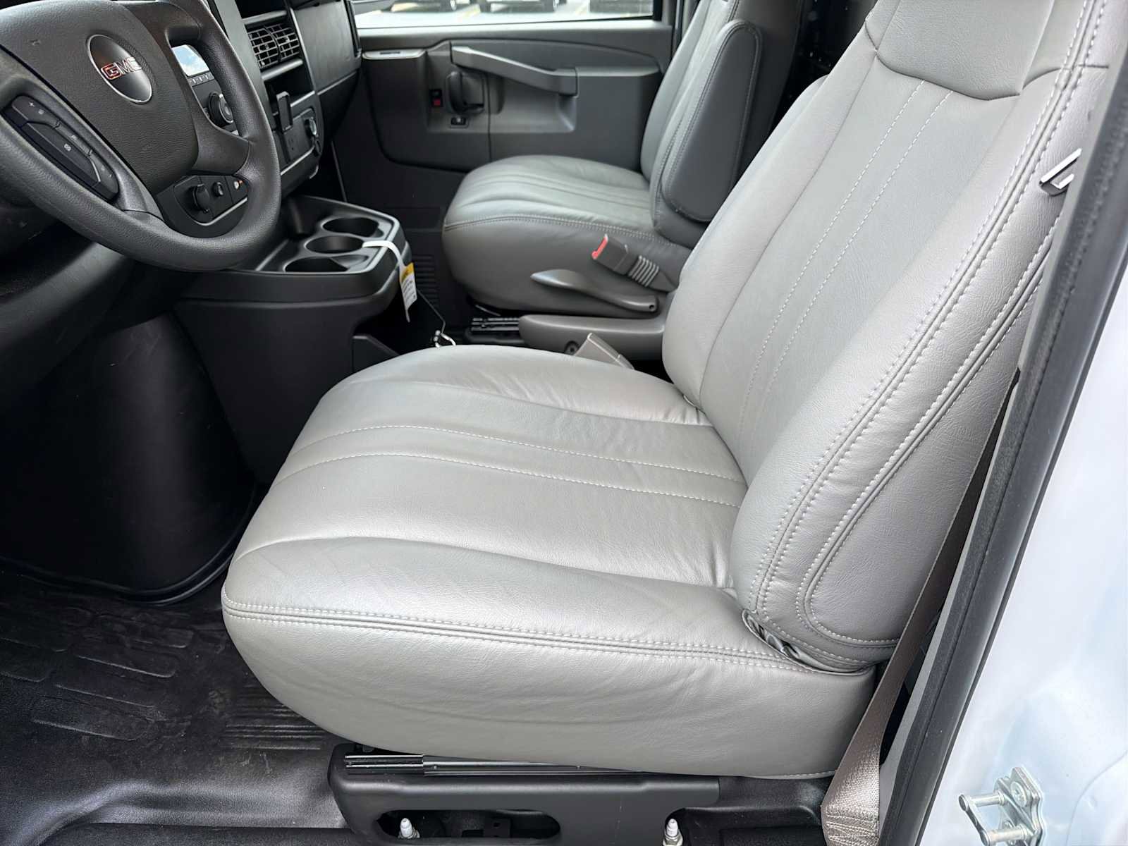 New 2025 GMC Savana 2500 w/ Driver Convenience Package image 7