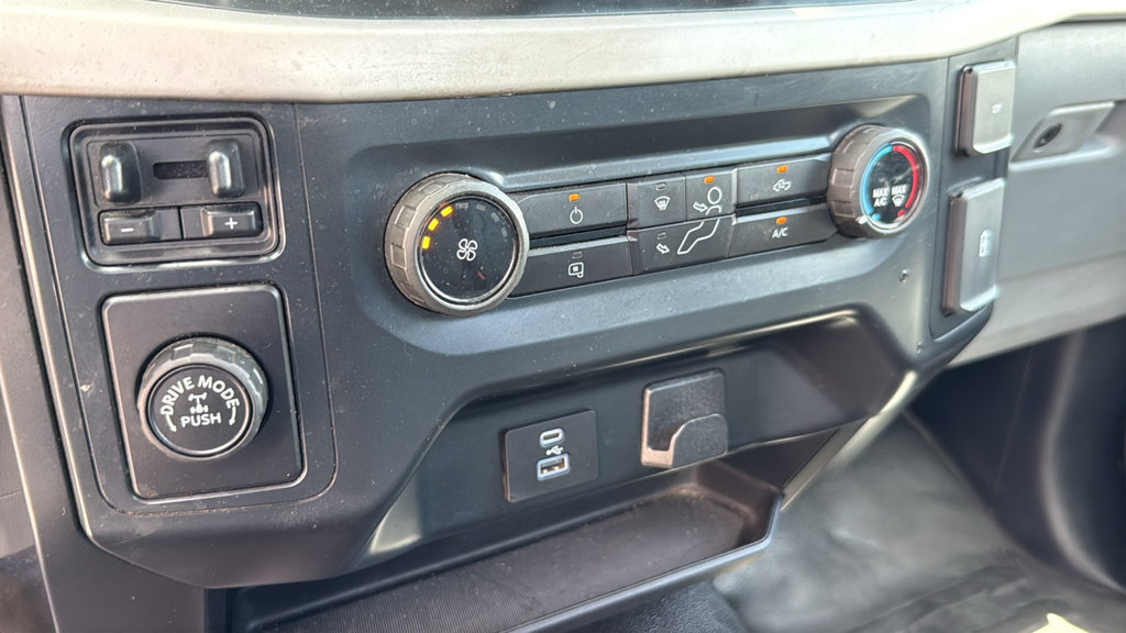 Used 2022 Ford F150 XL w/ Trailer Tow Package RWD image 30