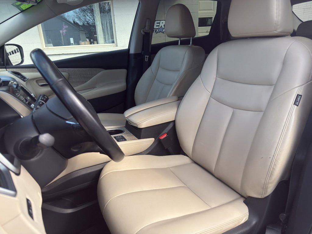 Used 2021 Nissan Murano SV w/ SV Special Edition Package image 10