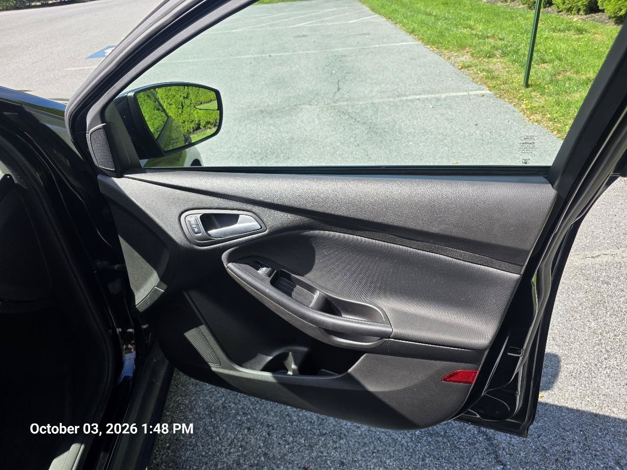 Used 2017 Ford Focus SE FWD image 18