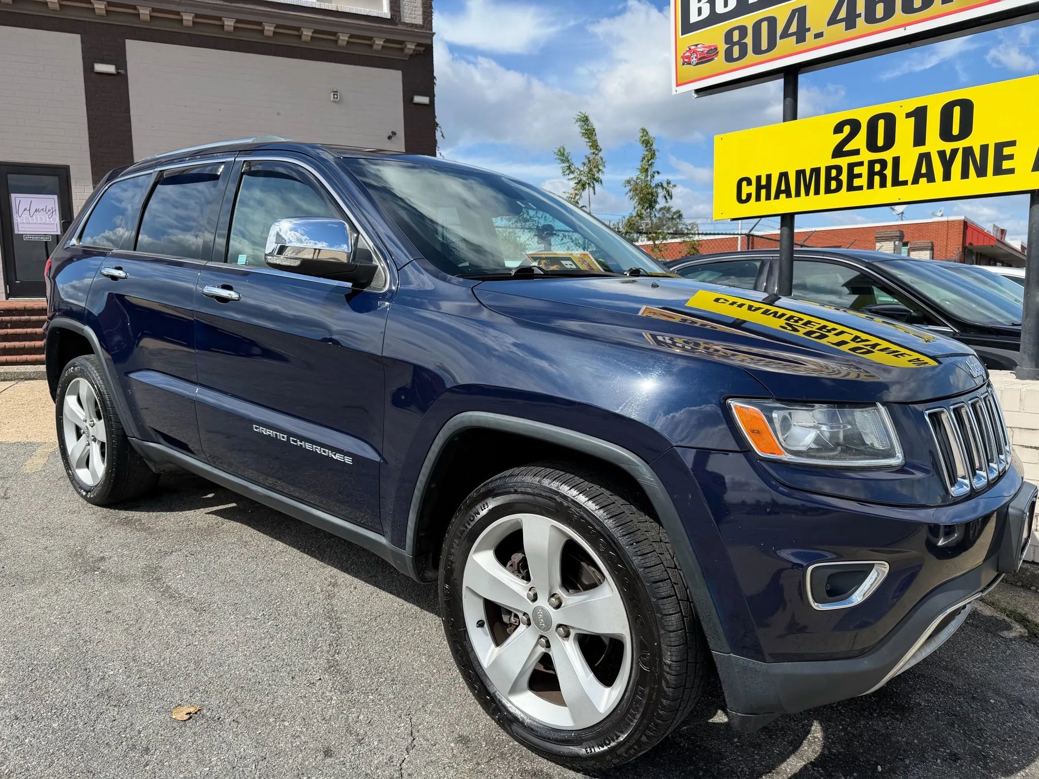Used 2014 Jeep Grand Cherokee Limited w/ Trailer Tow Group IV image 2