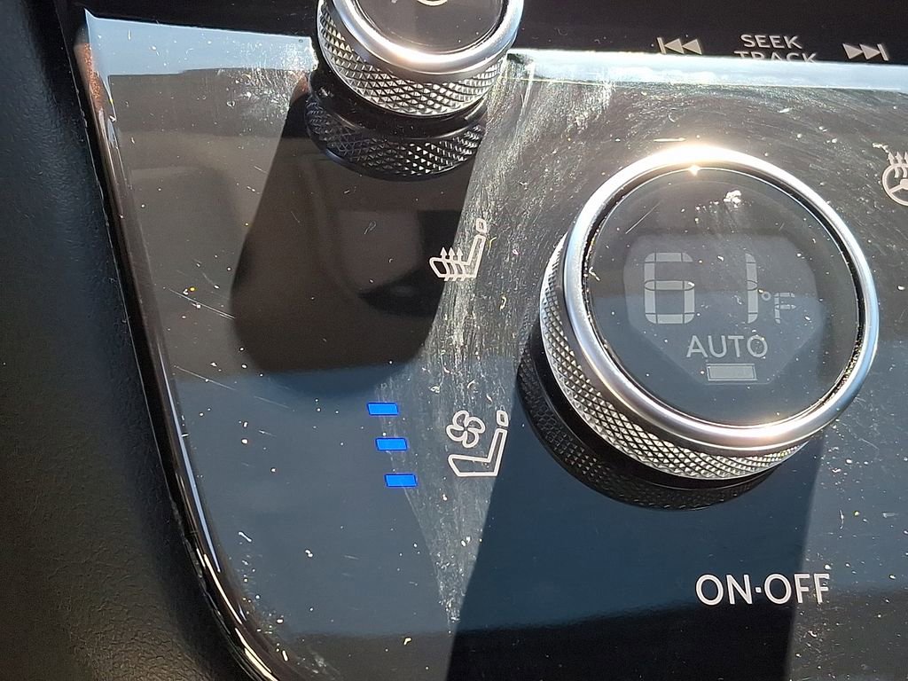 Used 2023 INFINITI QX60 Luxe w/ Vision Package AWD/4WD image 27
