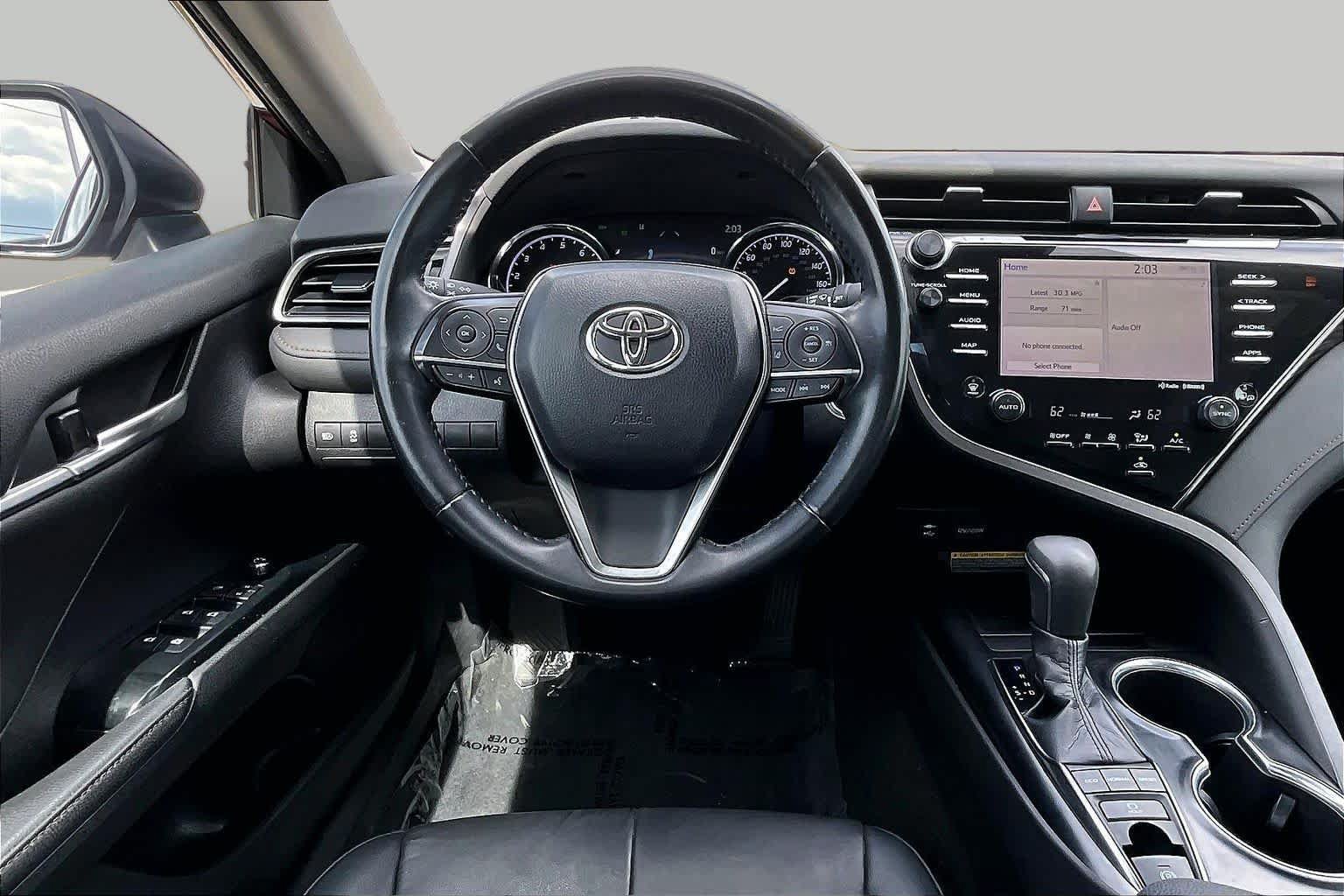 Used 2019 Toyota Camry XLE FWD image 6