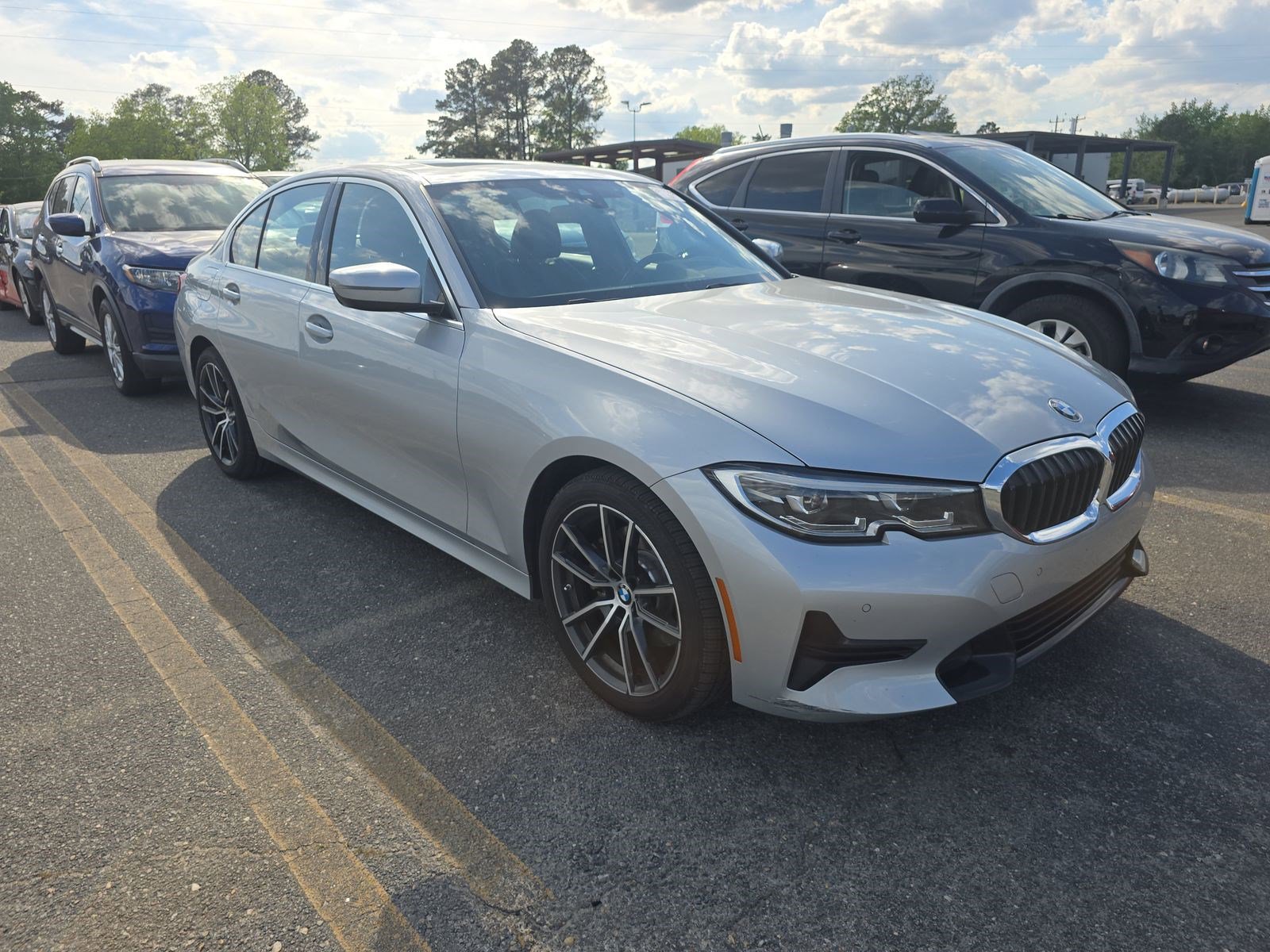 Used 2019 BMW 330i Sedan w/ Convenience Package RWD image 4