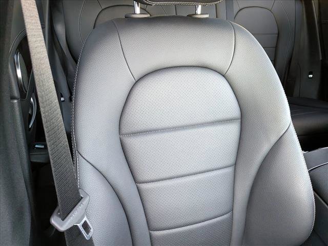 Used 2017 Mercedes-Benz GLC 300 4MATIC image 19