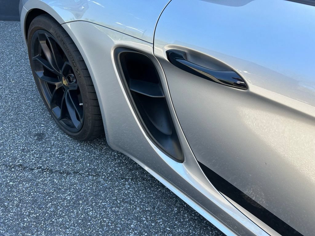 Certified 2021 Porsche 718 Boxster Spyder RWD image 29