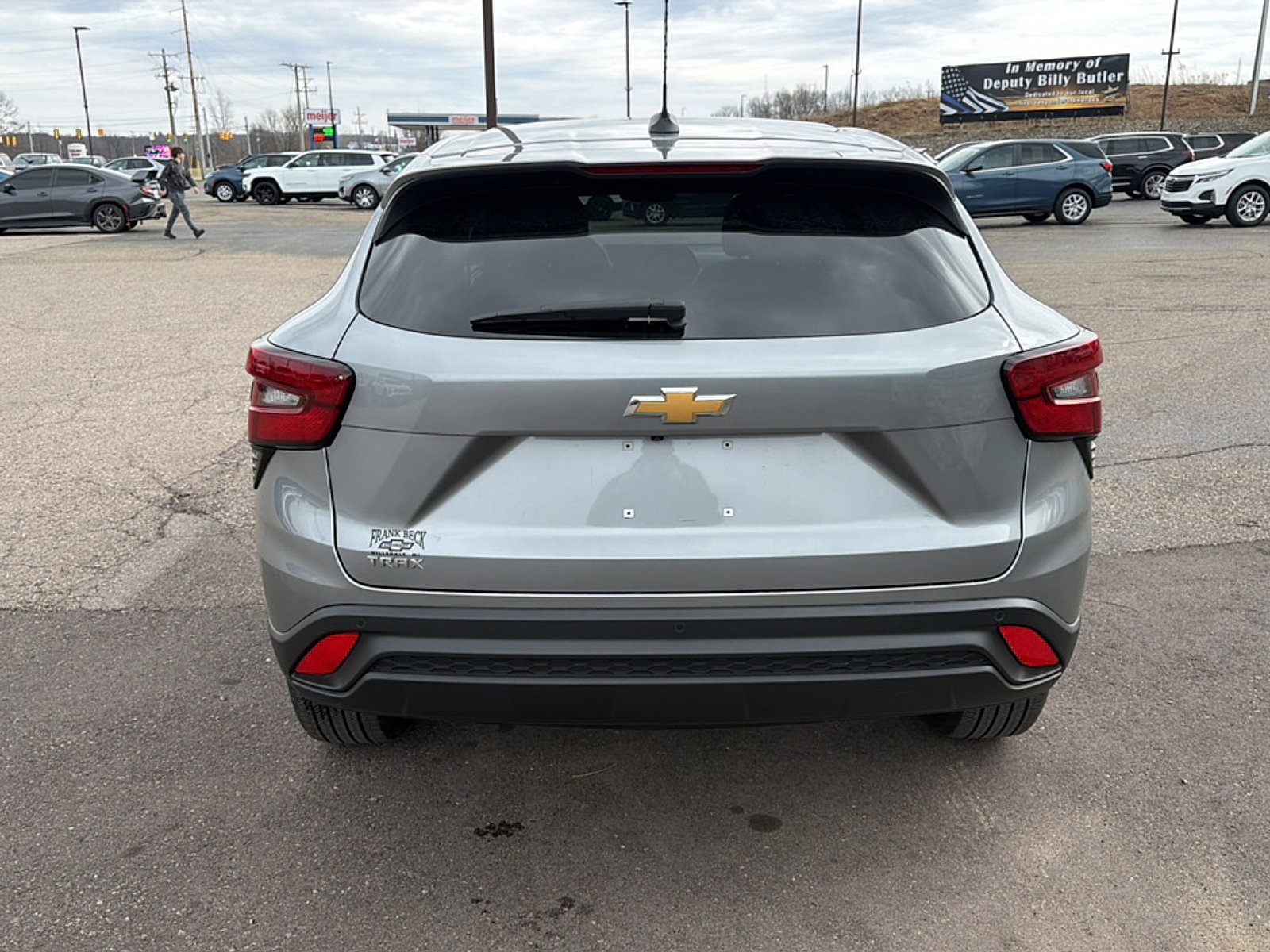 Used 2024 Chevrolet Trax LS w/ LS Convenience Package FWD image 5