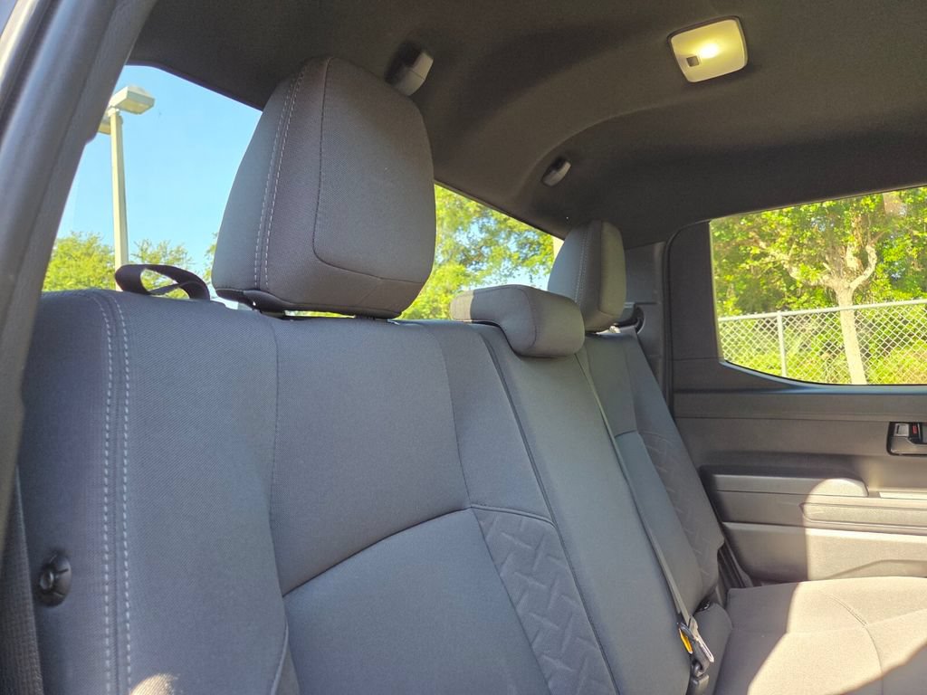 Certified 2024 Toyota Tacoma SR AWD/4WD image 18