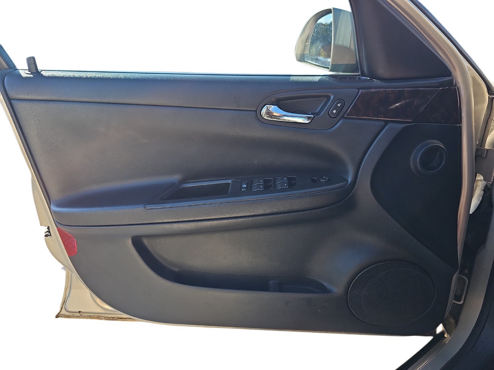 Used 2012 Chevrolet Impala LT w/ LT Sunroof Package FWD image 24
