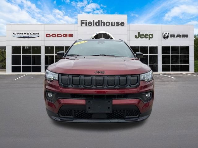 Used 2022 Jeep Compass Latitude w/ Sun and Sound Group AWD/4WD image 2